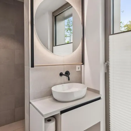 2 Bedroom Amazing In Tossens Stick