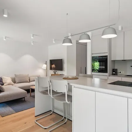 2 Bedroom Amazing In Tossens Апартаменты *