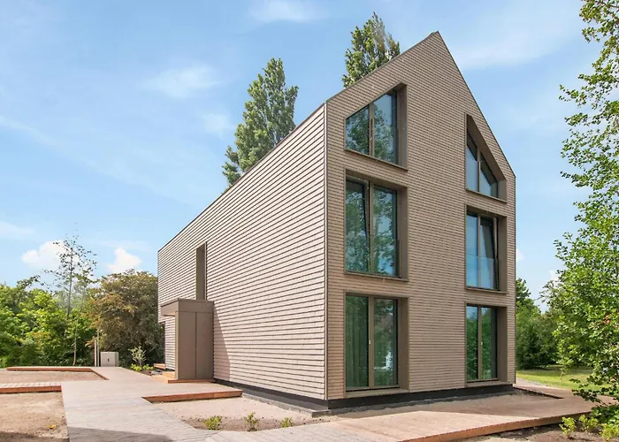 2 Bedroom Amazing In Tossens *